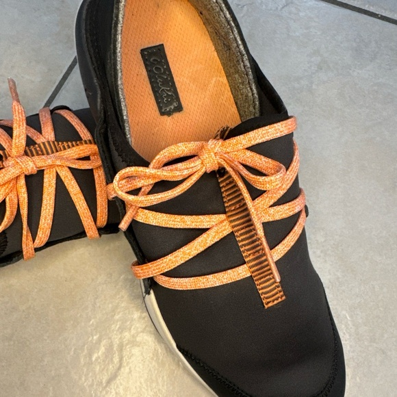OluKai Black Miki Li women’s shoes size 8 - Picture 3 of 7